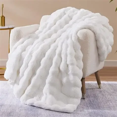 藏青色法兰绒毯子